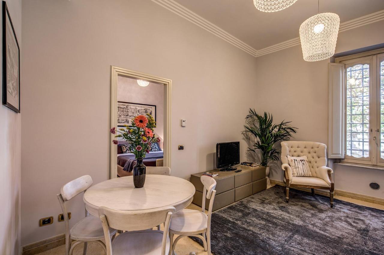 Palazzo Marescalchi Belli, vicino Piazza di Spagna Roma Esterno foto